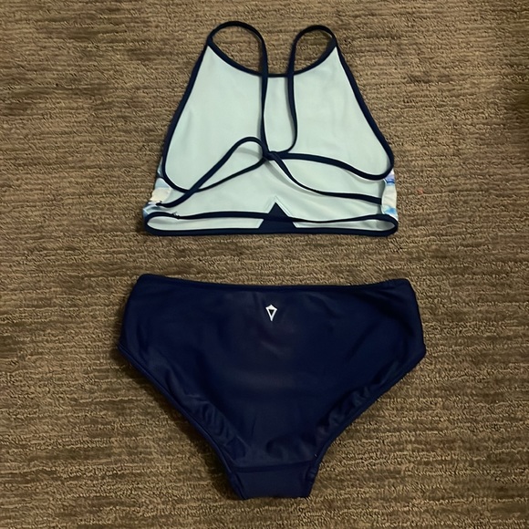 Ivivva Reversible Bikini - Picture 2 of 4